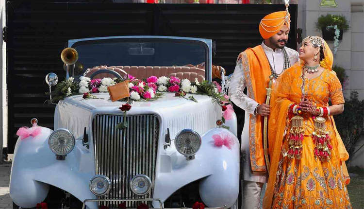 Wedding Bus